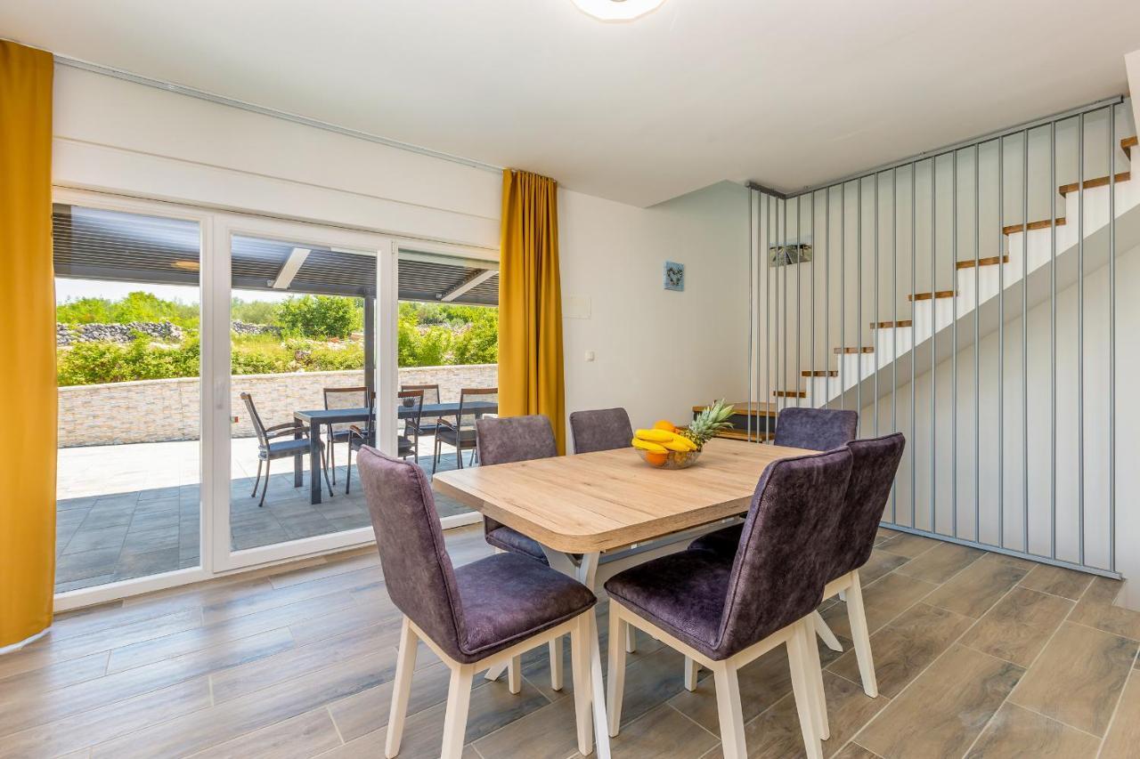 Holiday House Sunlight With Heated Pool مالينسكا المظهر الخارجي الصورة